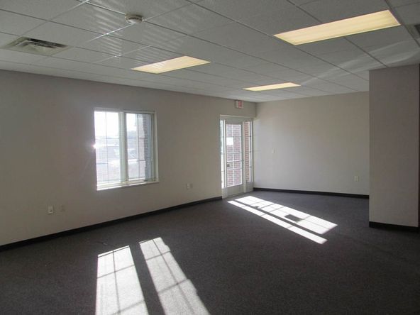 Highland Place: 6223 Highland Place Way, Knoxville, TN 37919